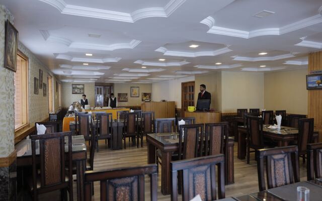 Royal Park Hotel