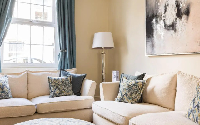 Salisbury Residences by Charles Hope