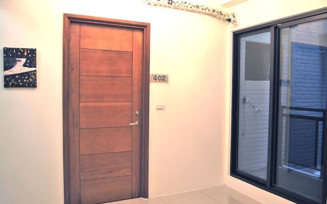 Forest Deer Black Tea Homestay