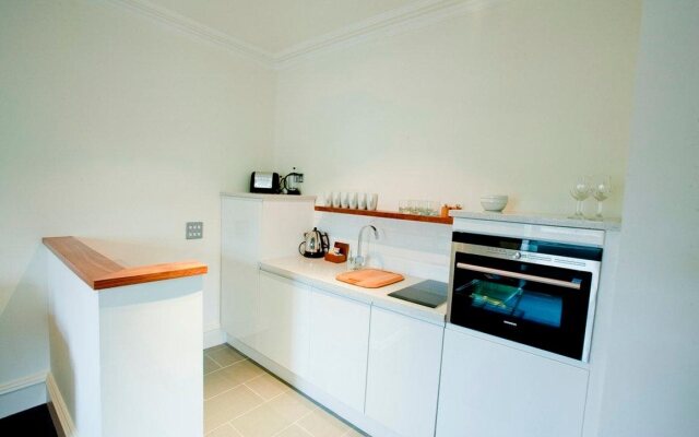 Merchiston Residence