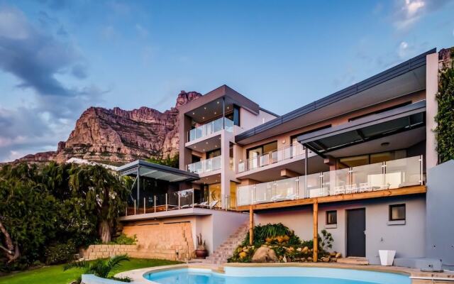 Perfect Family Holiday Villa in Camps Bay Spindrift
