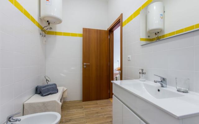 Central Family Palace