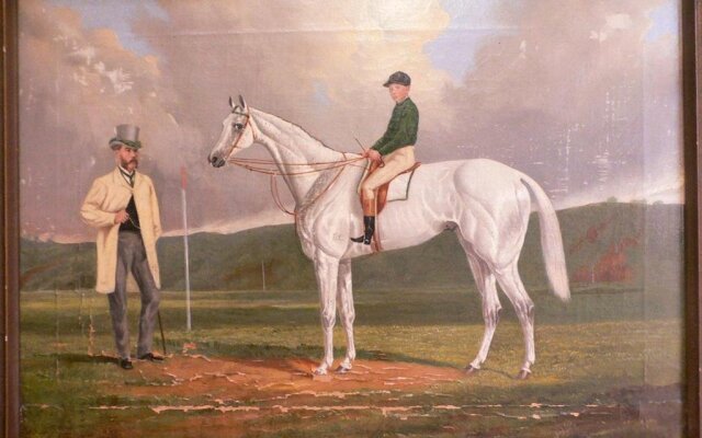 Saladin Lodge