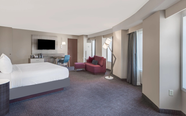 Crowne Plaza Cleveland at Playhouse Square by IHG