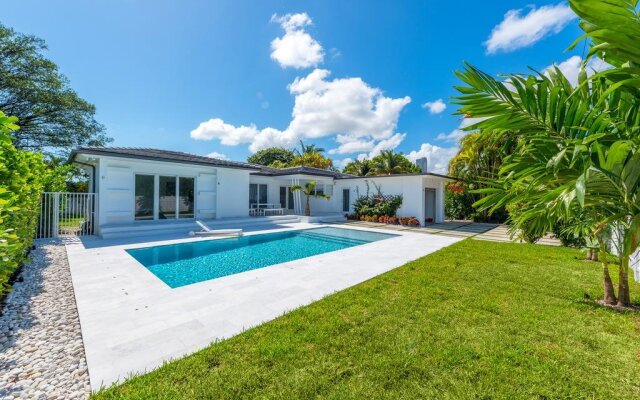 Miami World Rental - Venetian House