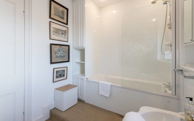 Lovely 2 Bedroom Apartment With Garden Close To Old Town