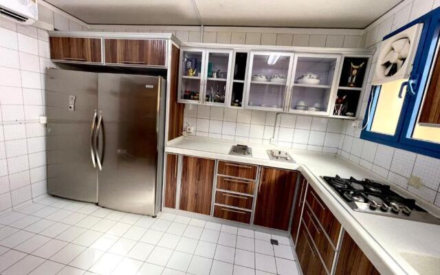 Abha Lake View Villa - 4 Bedrooms & 4 Bathrooms
