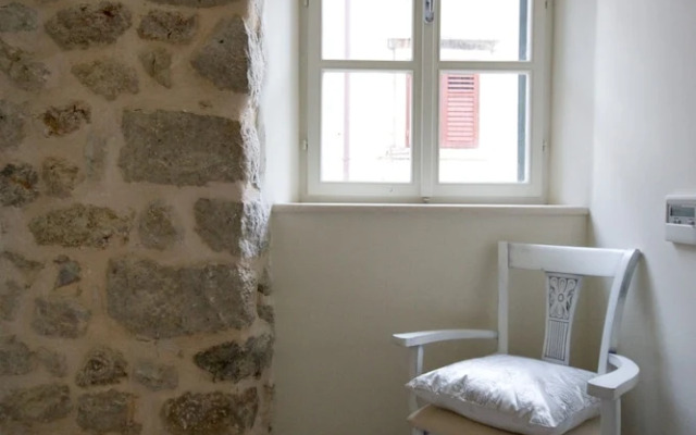 Old Town Ivory Apartments