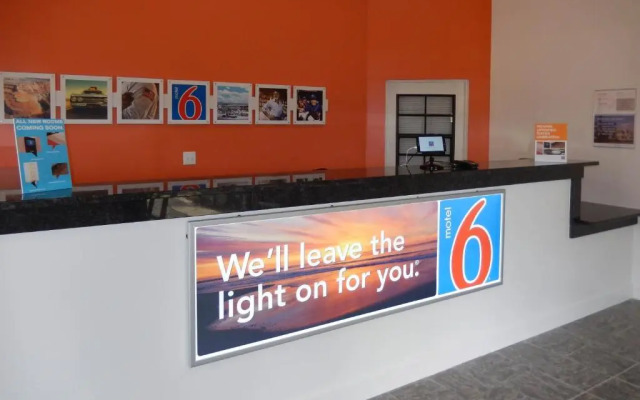 Motel 6 Moultrie, GA