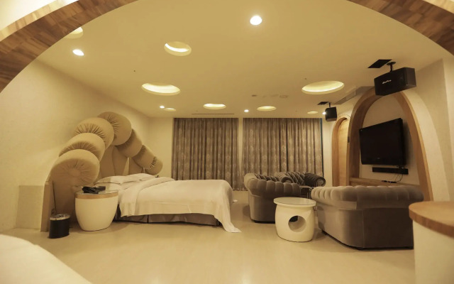 OHYA Chain Boutique Motel-Linkou