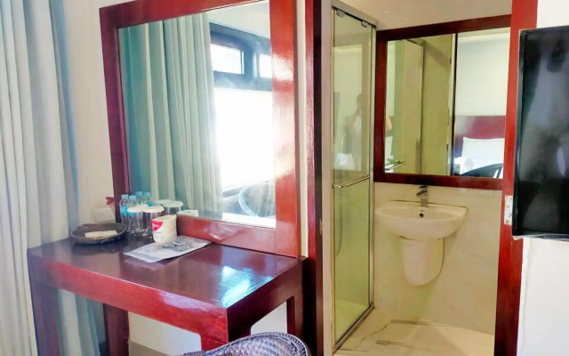 El Nido Beach Hotel