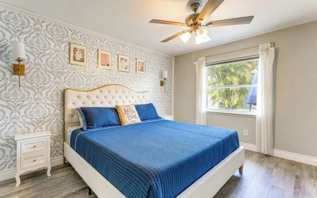 Disney-themed Home: Swim, BBQ & Explore Kissimmee!