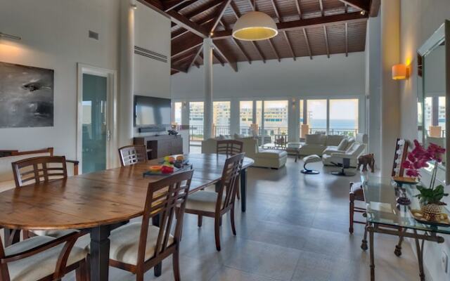 Sky Villa