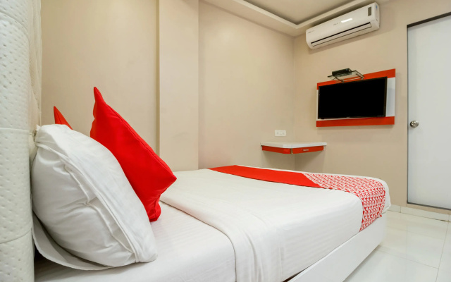 OYO 7407 Hotel Blue Sea