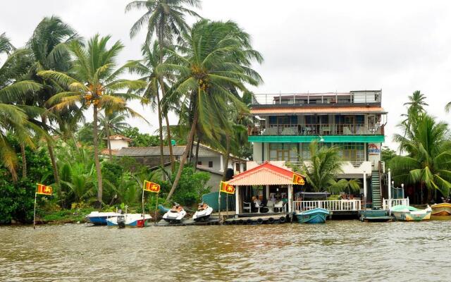 Luthmin River View