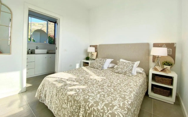 Casa Lava Luminosa y con Magníficas Vistas