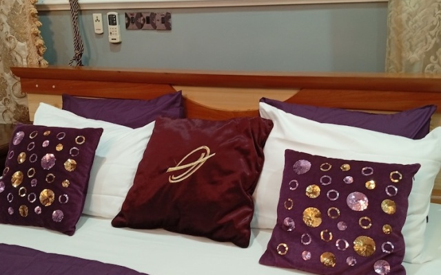 Andweruth Residences