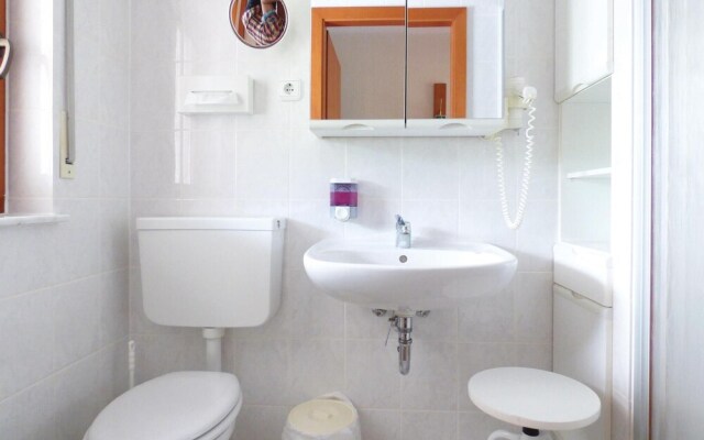 Amazing Apartment in Thalfang With 1 Bedrooms