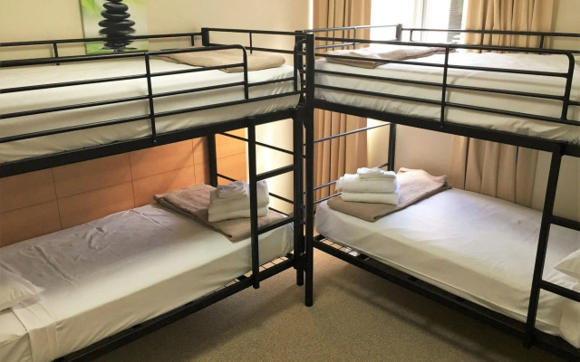 Abbey on Roma Hotel & Apartments