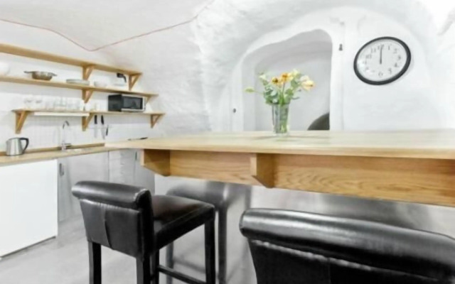 Ramilton Old Town Hostel