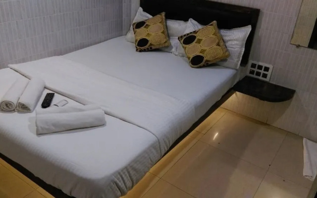 Hotel Paris Residency