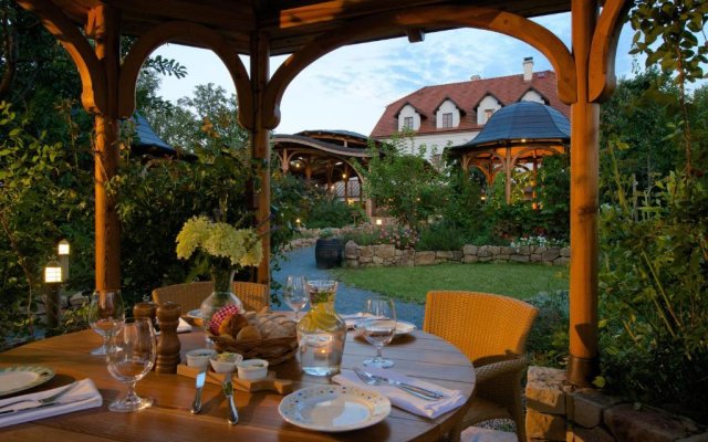Babiččina Zahrada Penzion & Restaurace