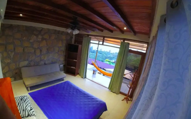 Punta Hills Montanita
