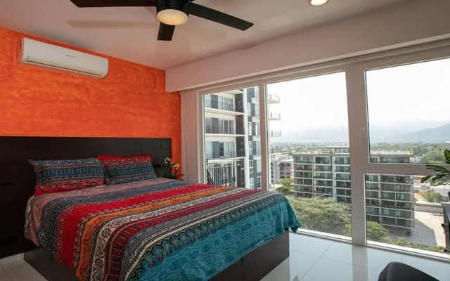 Zoho Skies Amazing View Sleeps 6