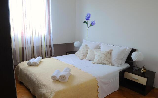Apartment Splendid Split Center