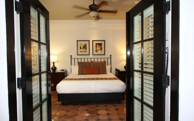 Cypress Inn