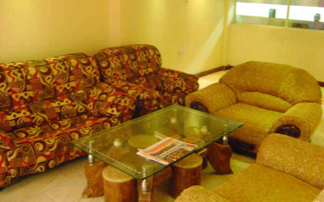 IRIS Hotel