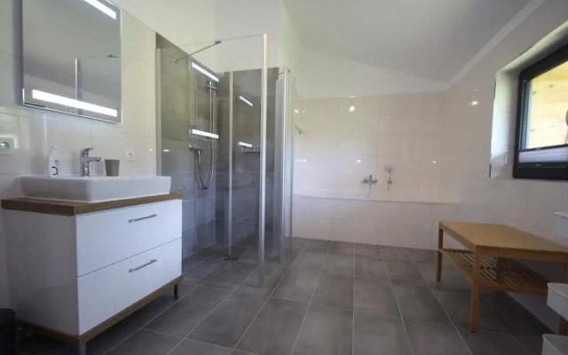 Chalet Max View mit Pool und Sauna