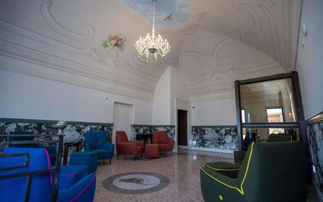 Lo Stemma Luxury Boutique Hotel