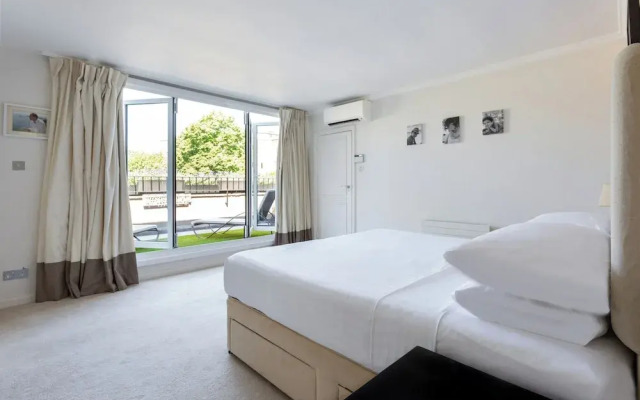 Somerset Square by Onefinestay