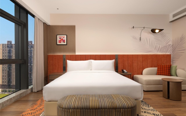 Hilton Garden Inn Shanwei Luhe – Guest Rooms – Shanwei