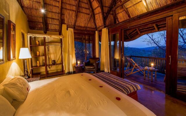 Tshwene Lodge