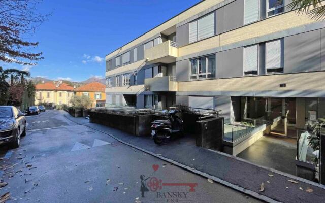 ROMANTIC LOFT with Outside Swimming Pool, 400m from Lugano Station