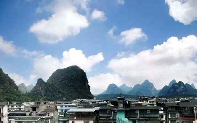 Yangshuo Qingyunge Hotel