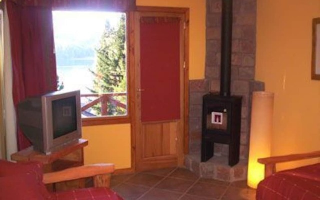 Solar De Las Araucarias Aparts Y Bungalows