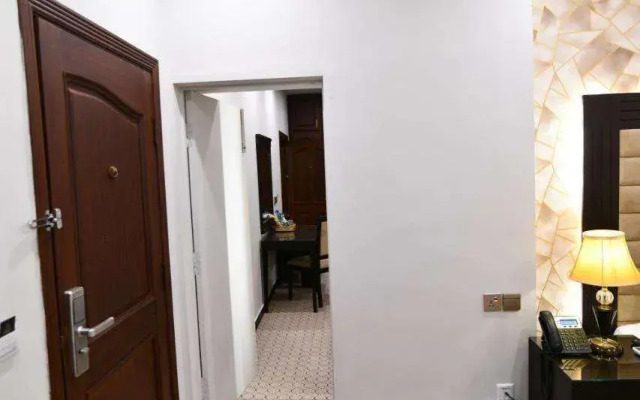 Royal Regency Hotel