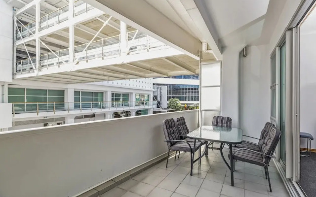 Two Bedroom Waterfront & City Apartment