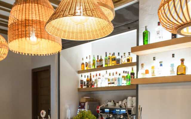 Samian Mare Hotel Suites & Spa