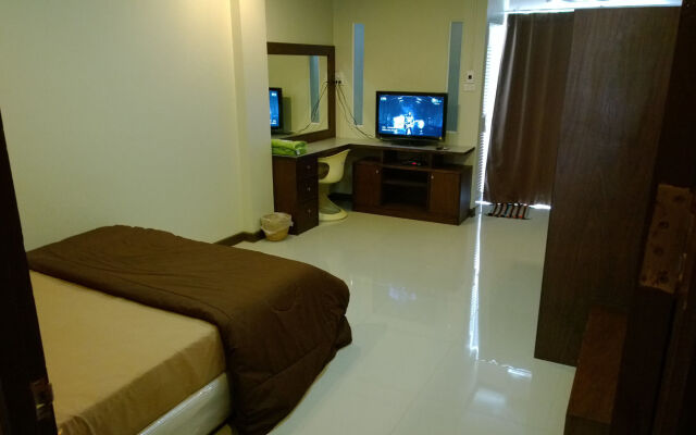 The Aree Grand Apartment