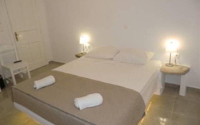 Vouniotis Pension