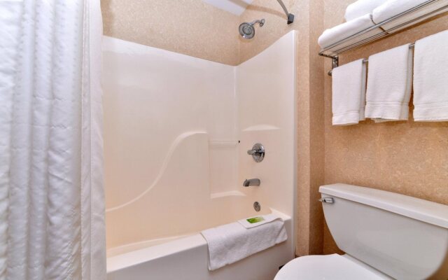 Holiday Inn Express Wixom by IHG