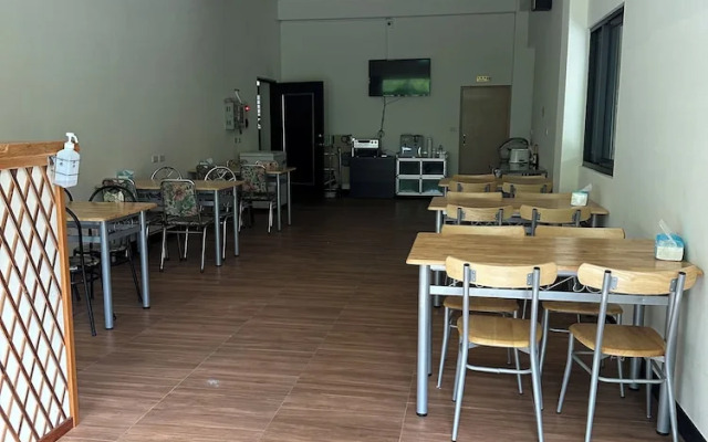 Breeze Homestay