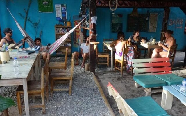 Hostal Moai