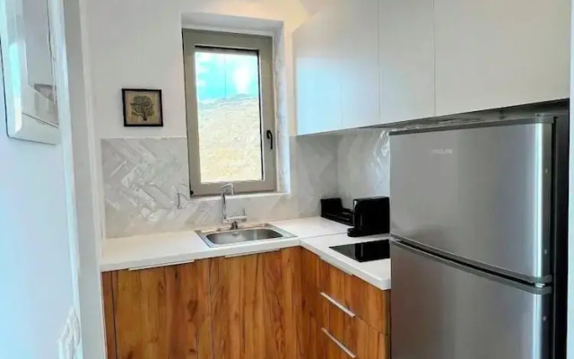 Tzia Stone Modern Studio with Sea View
