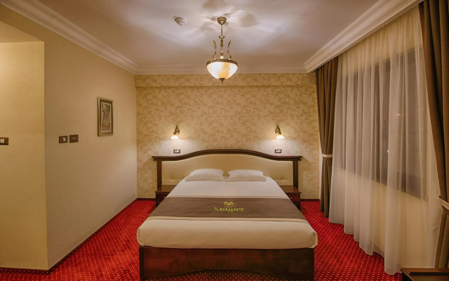 Magus Hotel