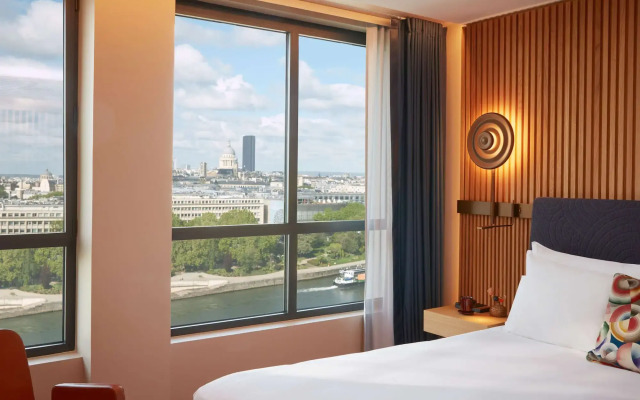 Отель SO/ Paris